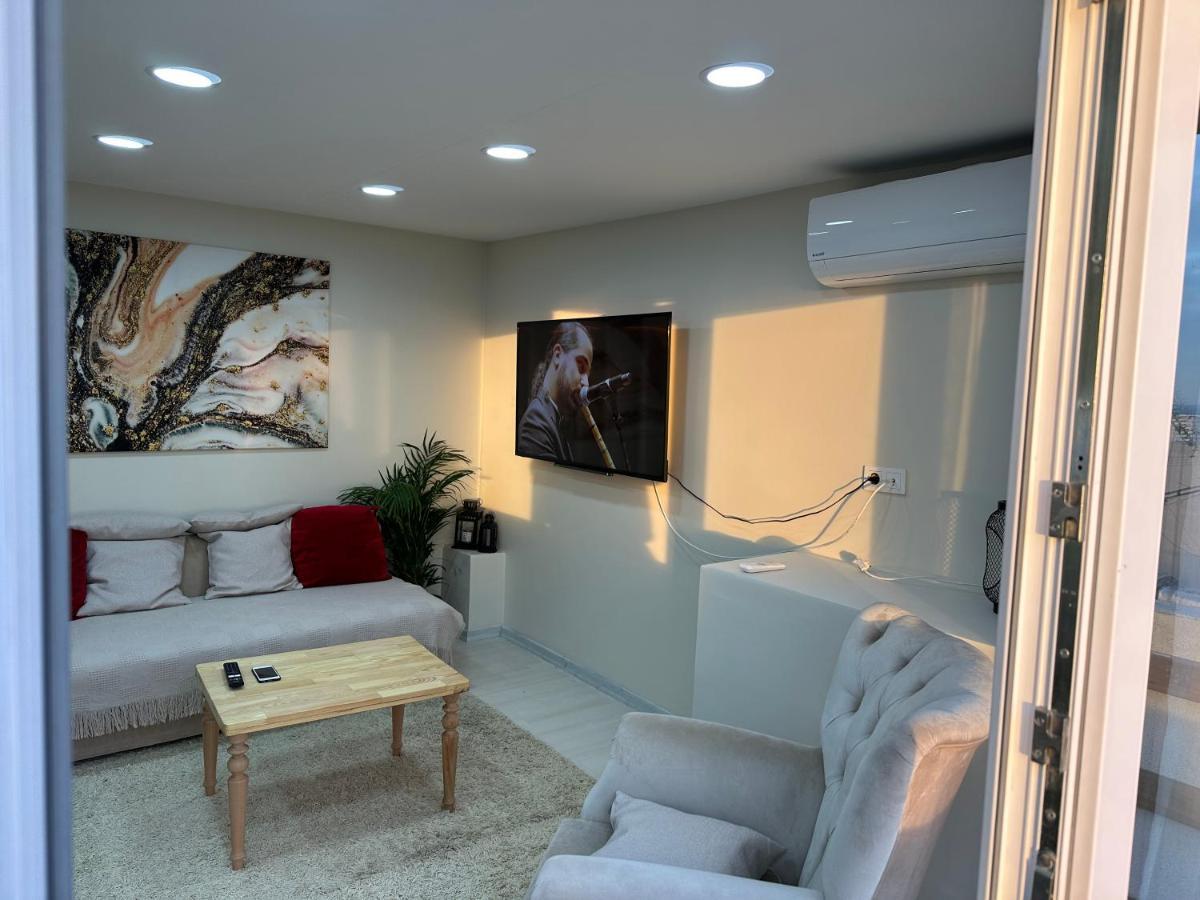 Fatih Merkezi Lokasyon Guzel Teras Manzarasi Apartament