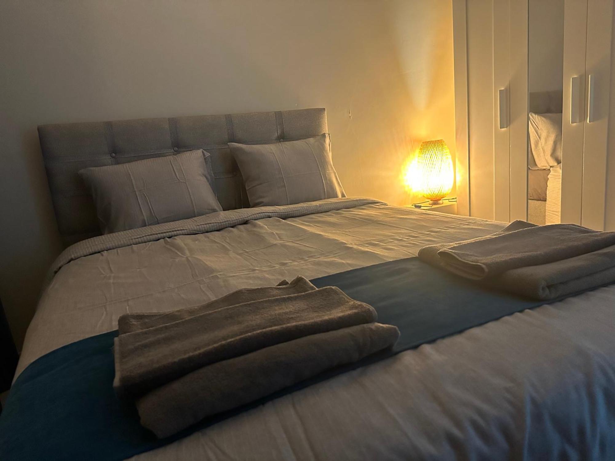 Apartament Fatih Merkezi Lokasyon Guzel Teras Manzarasi